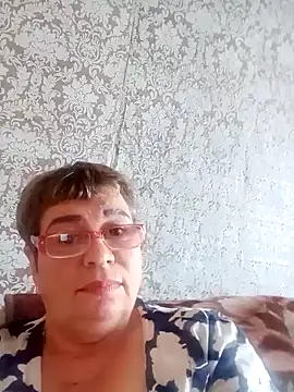 Snapshot of Lee_Nell chatting on 12.22.24 Lee Nell online show from 12.22.24