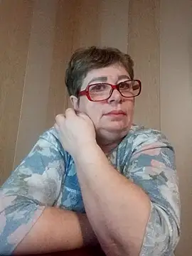 Snapshot of Lee_Nell chatting on 02.12.25 Lee Nell online show from 02.12.25