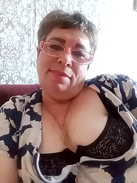 Snapshot of Lee_Nell chatting on 02.12.25 Lee Nell online show from 02.12.25