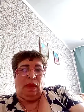 Snapshot of Lee_Nell chatting on 03.06.25 Lee Nell online show from 03.06.25