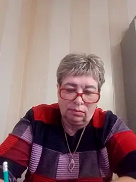 Snapshot of Lee_Nell chatting on 03.21.25 Lee Nell online show from 03.21.25