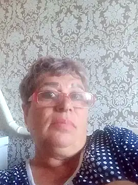 Snapshot of Lee_Nell chatting on 09.16.25 Lee Nell online show from 09.16.25