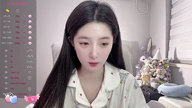Snapshot of UU-1314 chatting on 01.14.25 UU-1314 online show from 01.14.25