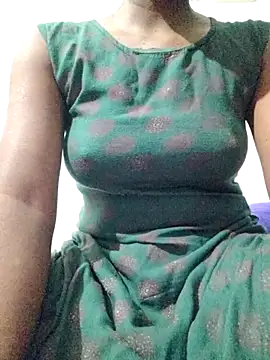 rituporna2004 online show from 12.20.25