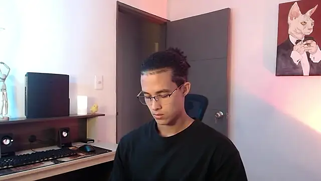 Snapshot of alejo_x3 chatting on 02.15.25 alejo x3 online show from 02.15.25