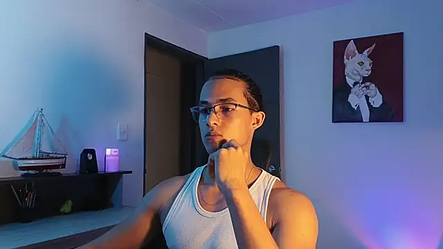 Snapshot of alejo_x3 chatting on 11.28.25 alejo x3 online show from 11.28.25