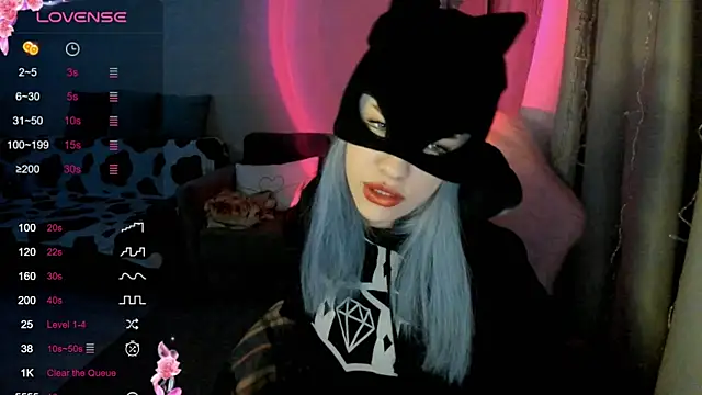 Ledy WWWII online show from 02.12.25