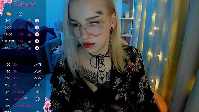 Ledy WWWII online show from 03.07.25