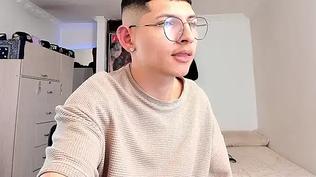 a lejandro 0 8 online show from 01.21.25