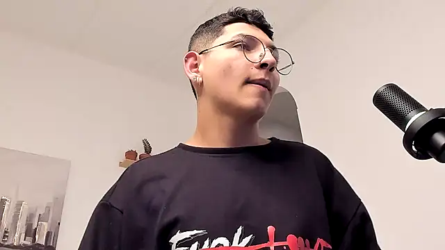 a lejandro 0 8 online show from 03.07.25