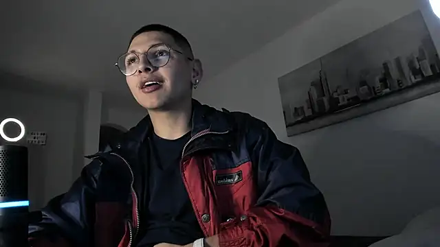 a lejandro 0 8 online show from 03.14.25