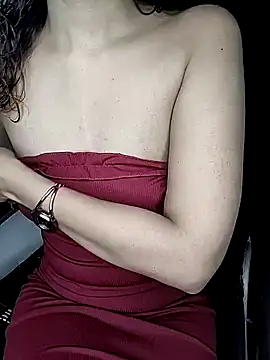 Snapshot of Leeeezzzz_roy chatting on 09.30.25 Leeeezzzz roy online show from 09.30.25