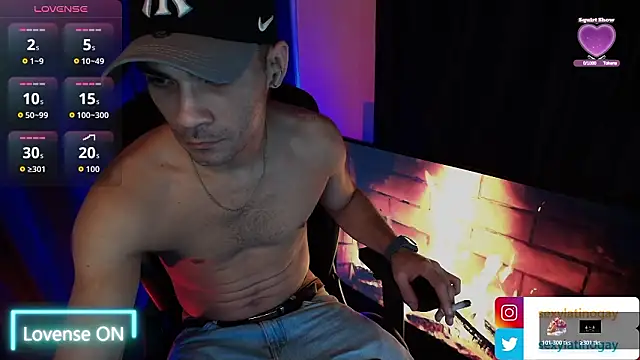 sexyboycolombi4 online show from 02.03.26