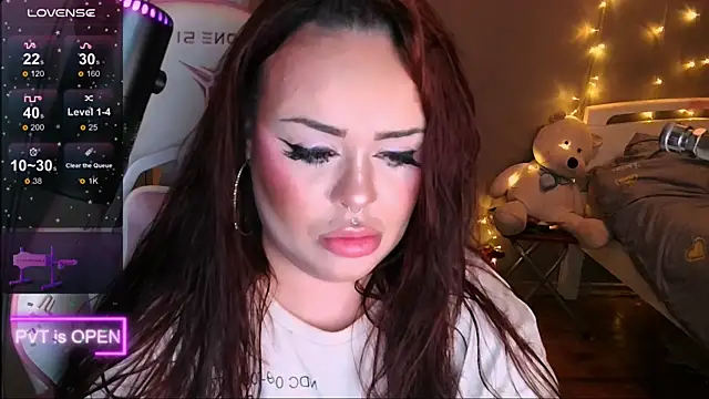 Snapshot of og_maddison chatting on 09.09.25 og maddison online show from 09.09.25