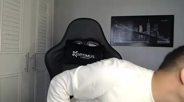 Plug Control online show from 01.05.25