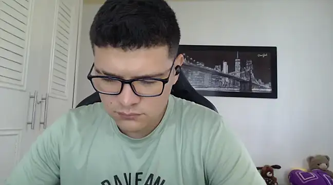 Plug Control online show from 02.05.25