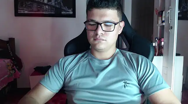 Plug Control online show from 02.19.25