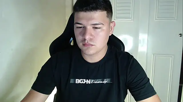 Plug Control online show from 09.24.25