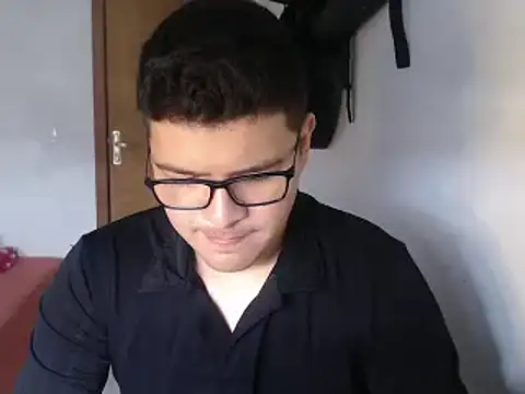 Plug Control online show from 04.05.26