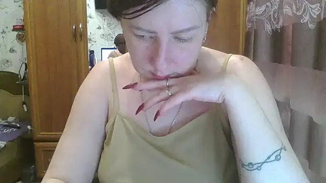 SophieNightAh online show from 02.05.25