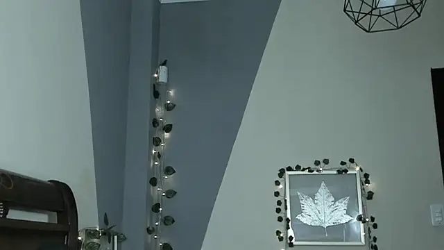 BlueBerry     online show from 12.22.25