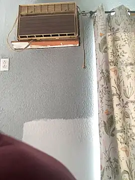 Snapshot of Miguel16i chatting on 01.22.25 Miguel16i online show from 01.22.25