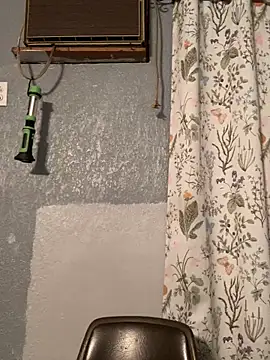 Snapshot of Miguel16i chatting on 03.06.25 Miguel16i online show from 03.06.25