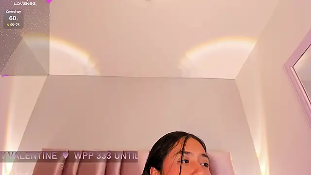 Snapshot of NikyBrookss chatting on 02.10.25 NikyBrookss online show from 02.10.25