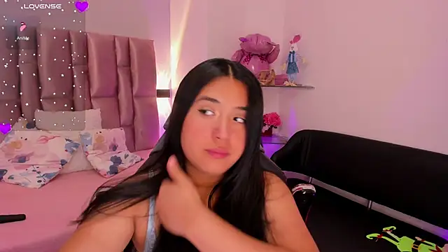 Snapshot of NikyBrookss chatting on 11.21.25 NikyBrookss online show from 11.21.25