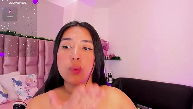 Snapshot of NikyBrookss chatting on 11.25.25 NikyBrookss online show from 11.25.25