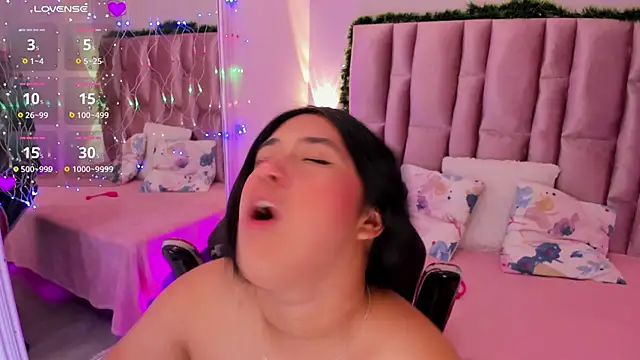 Snapshot of NikyBrookss chatting on 11.27.25 NikyBrookss online show from 11.27.25