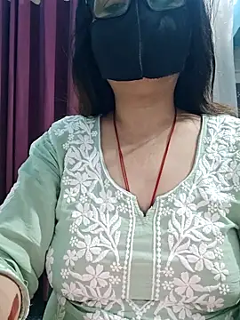 Aishwaryaa 69 online show from 04.08.26