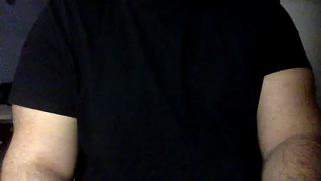 Snapshot of Gladiator_3 chatting on 03.12.25 Gladiator 3 online show from 03.12.25