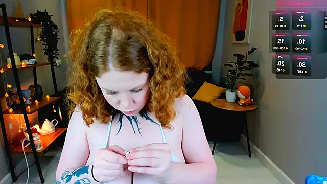 Snapshot of Cassie_xKiss chatting on 01.25.25 Cassie xKiss online show from 01.25.25