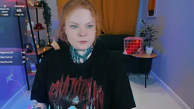 Snapshot of Cassie_xKiss chatting on 03.02.25 Cassie xKiss online show from 03.02.25