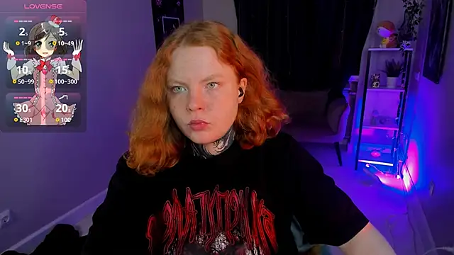 Snapshot of Cassie_xKiss chatting on 10.05.25 Cassie xKiss online show from 10.05.25