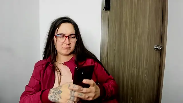 Sweet-Suck69 online show from 02.24.25