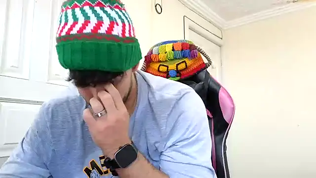 Snapshot of Jackyrose chatting on 12.19.25 Jackyrose online show from 12.19.25