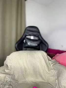 Miaa love6969 online show from 10.04.25