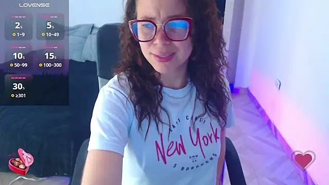 SharonR1 online show from 06.03.26