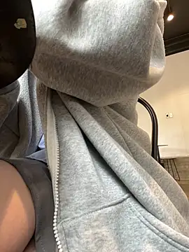 Lami Mi online show from 03.18.25