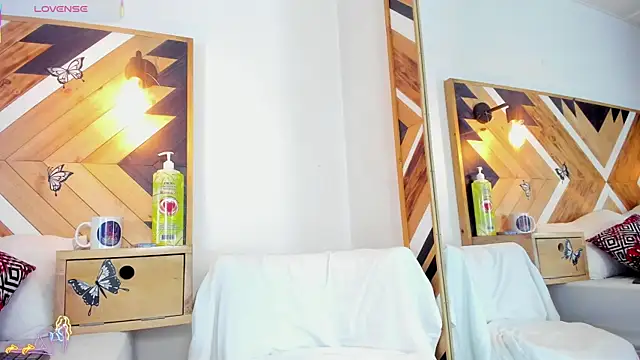 Snapshot of Kathaleiya_Ozz chatting on 01.09.26 Kathaleiya Ozz online show from 01.09.26