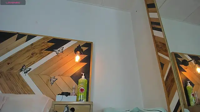 Kathaleiya Ozz online show from 04.08.26