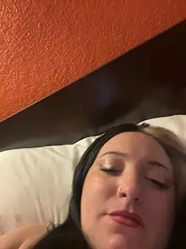 BunnyWilde online show from 02.25.25