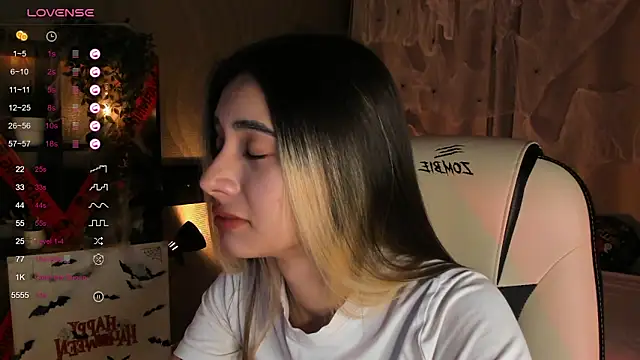 DarlaLike online show from 10.22.25