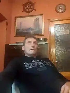 Snapshot of Viause_Kentauelle chatting on 10.08.25 Viause Kentauelle online show from 10.08.25