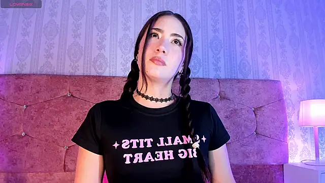 lunar leen online show from 11.11.25