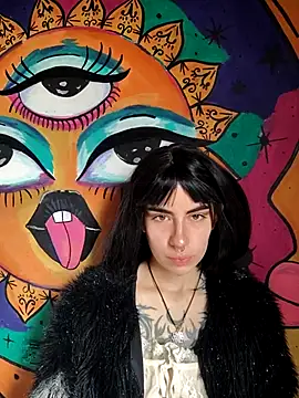 Snapshot of _Artemisa_X chatting on 10.24.25 Artemisa X online show from 10.24.25