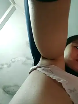 Lien-Yeu online show from 01.07.25