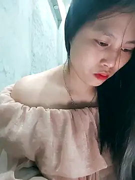 Lien-Yeu online show from 02.20.25